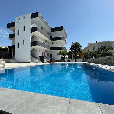 Hotel Villa Ruci Ksamil Exteriör bild