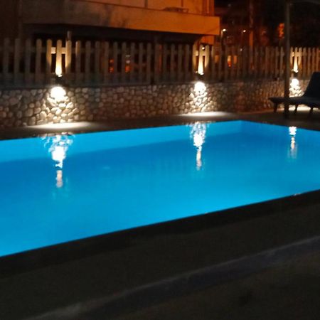 Hotel Villa Ruci Ksamil Exteriör bild