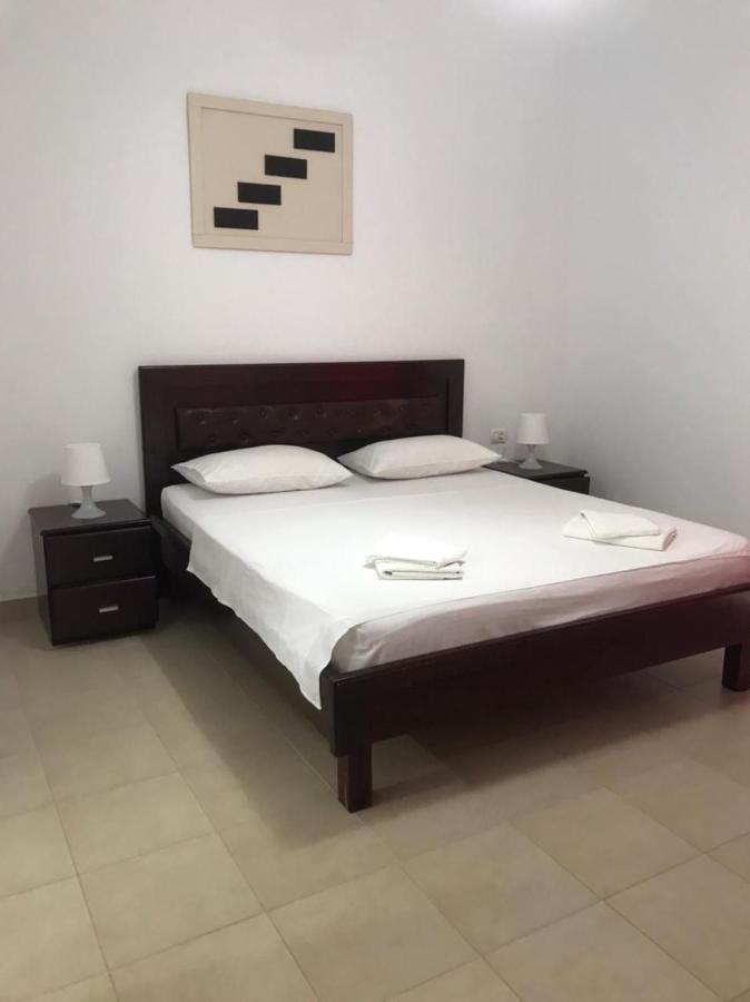 Hotel Villa Ruci Ksamil Exteriör bild