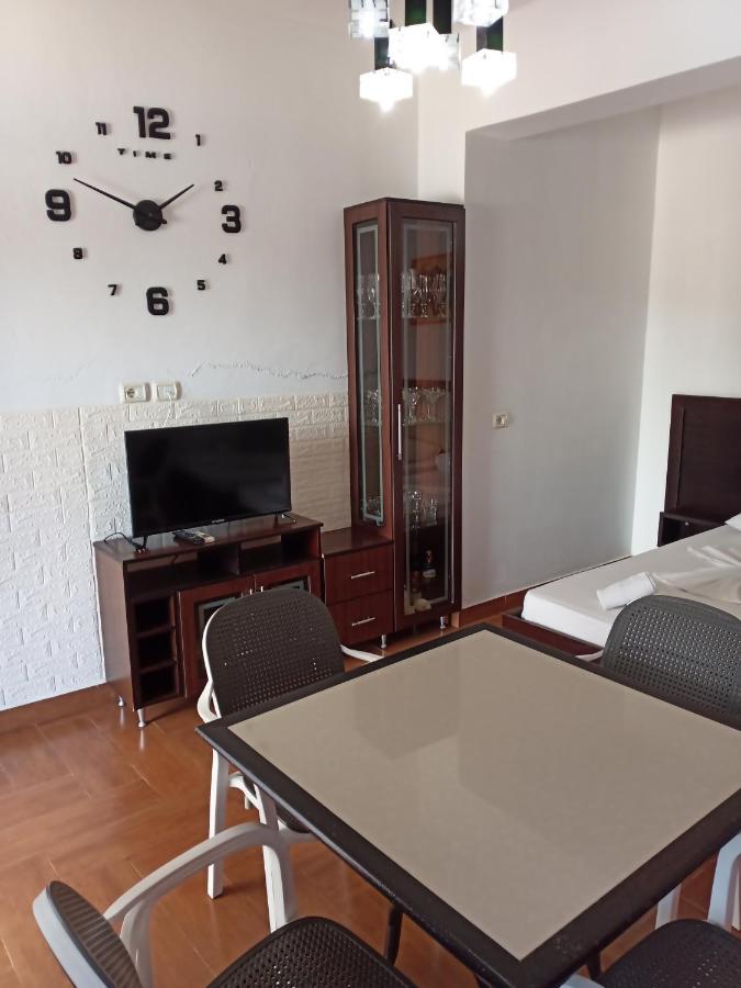 Hotel Villa Ruci Ksamil Exteriör bild