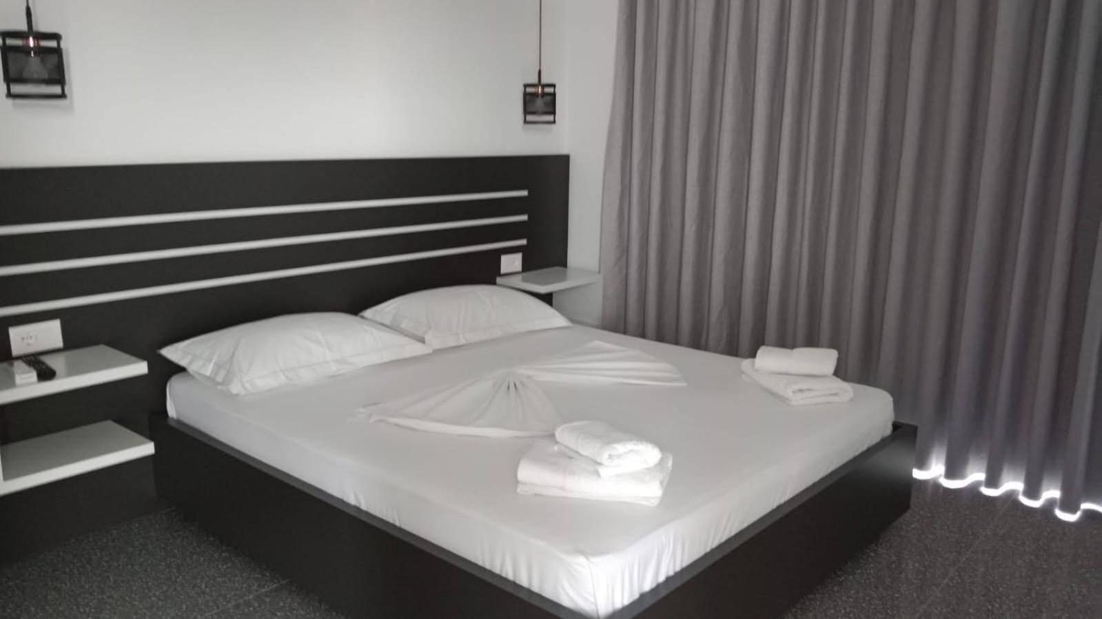 Hotel Villa Ruci Ksamil Rum bild