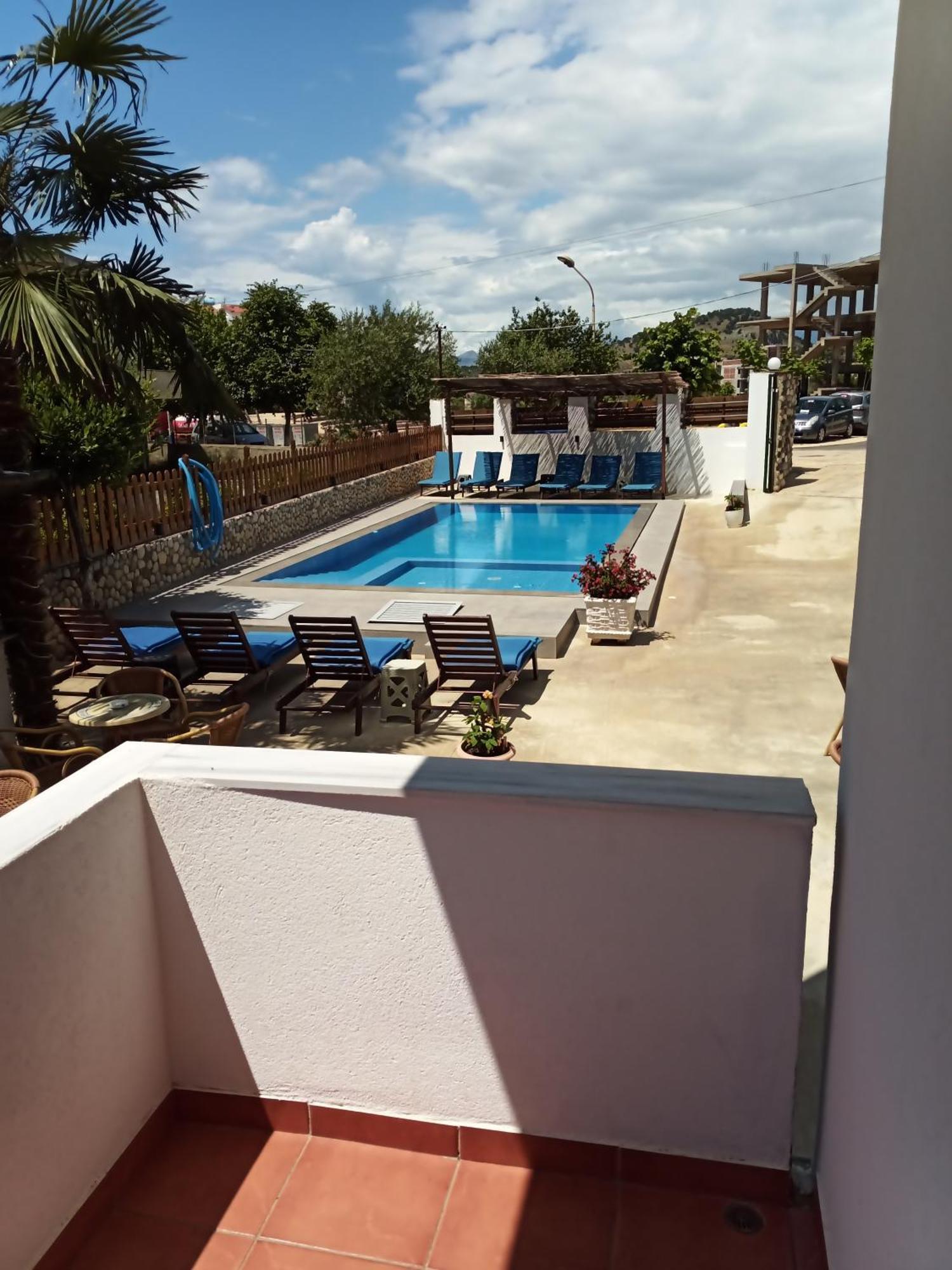 Hotel Villa Ruci Ksamil Rum bild